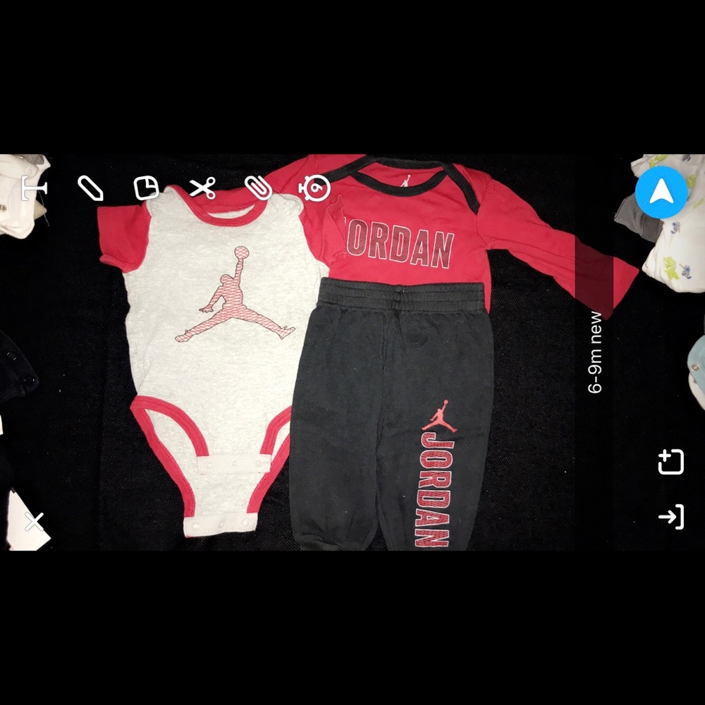 baby jordan set